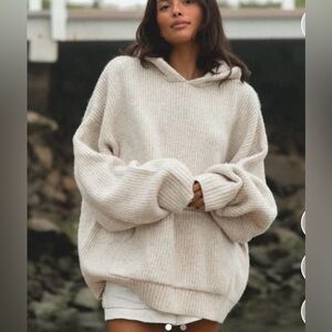 SOLAI THE LABEL Malibu Mist Wool Blend Oversized hoodie sweater Size S/M Chunky
